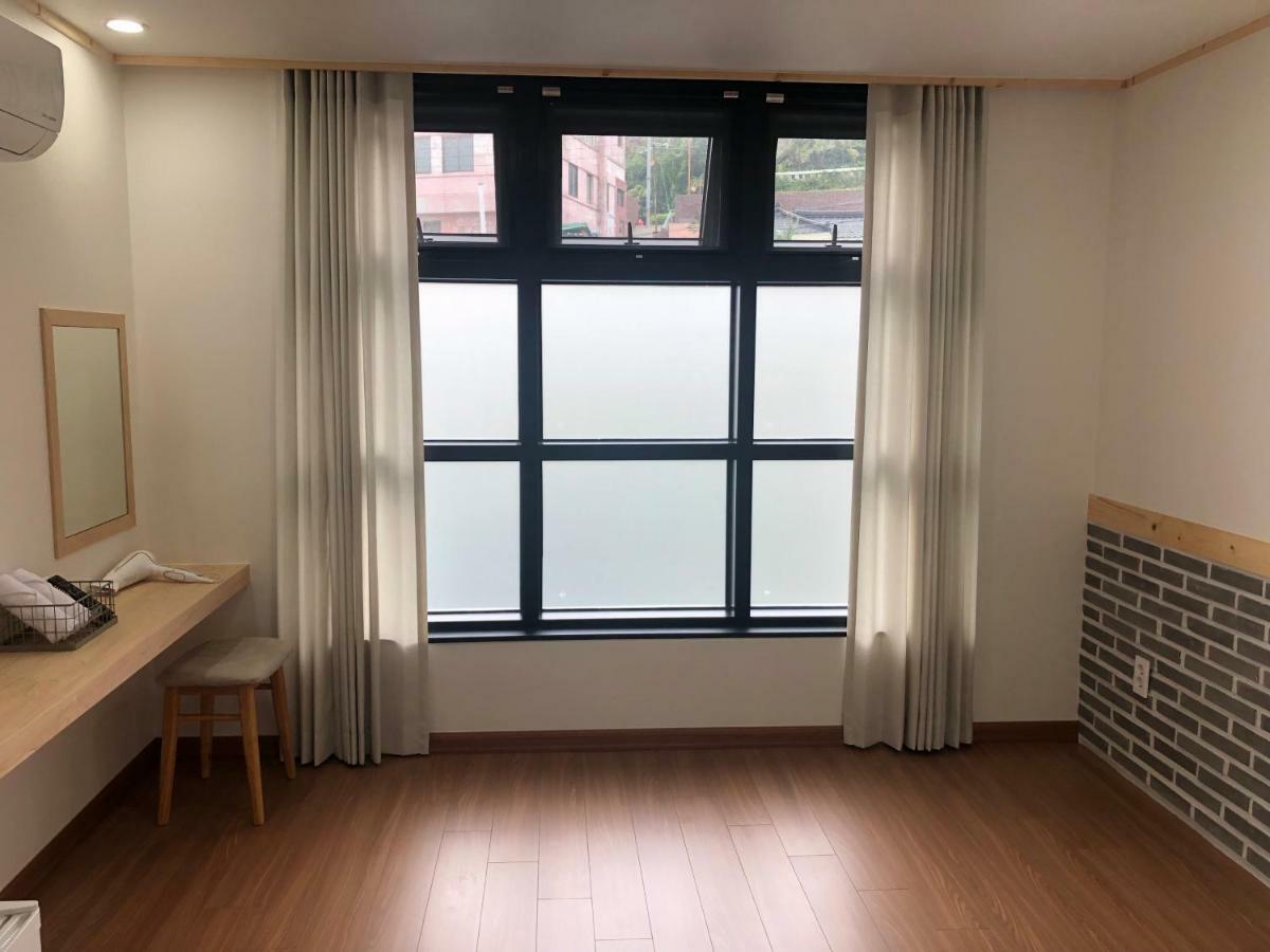 Cheukhudong 19Beonji Guest House Mokpo Exterior foto